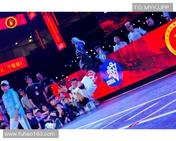 上海街舞队的团队协作与创意碰撞探索街舞文化的魅力与挑战